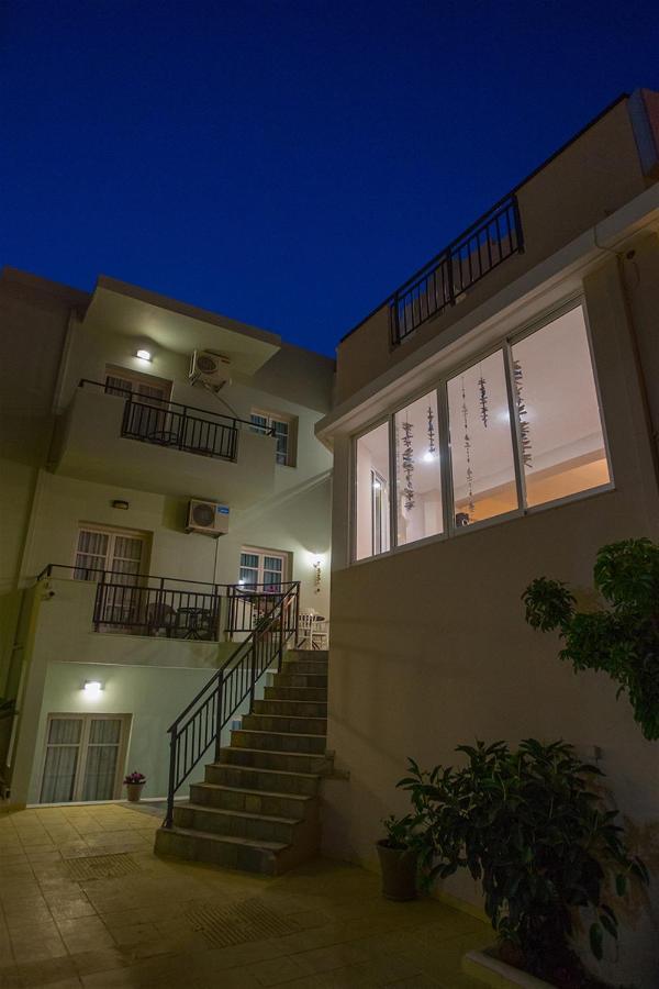 Malia Central Apartments Extérieur photo