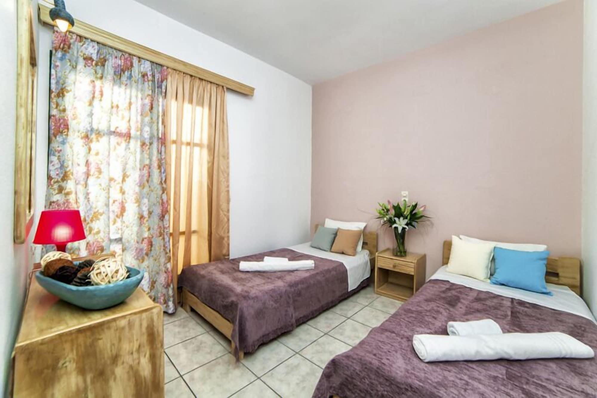 Malia Central Apartments Extérieur photo