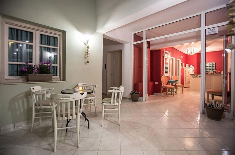 Malia Central Apartments Extérieur photo