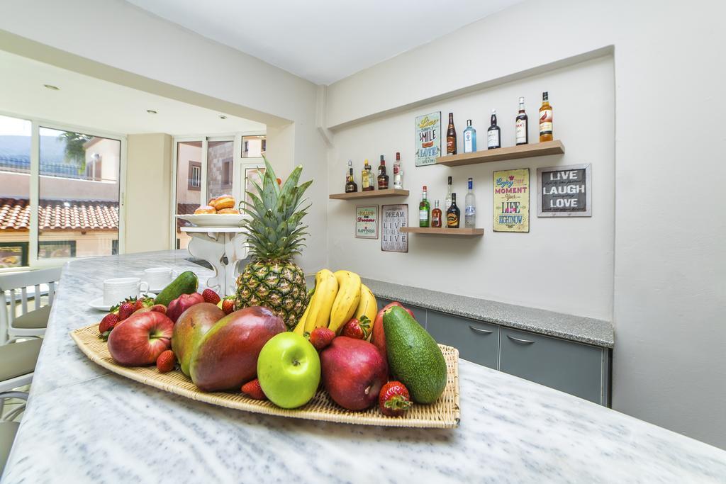 Malia Central Apartments Extérieur photo